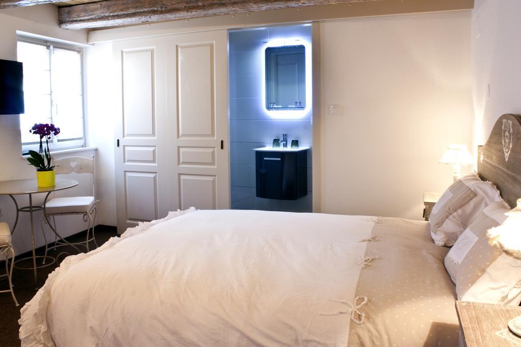 Chambre Le Hupsa Pfannala Saint-Hippolyte  Pokoj fotografie