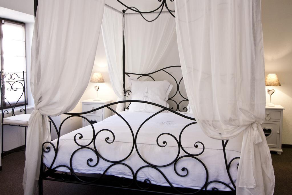 Chambre Le Hupsa Pfannala Saint-Hippolyte  Pokoj fotografie