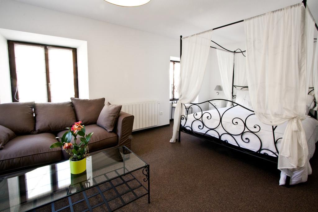 Chambre Le Hupsa Pfannala Saint-Hippolyte  Pokoj fotografie